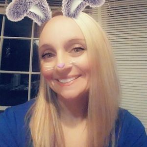 Meet your Posher, Dayna